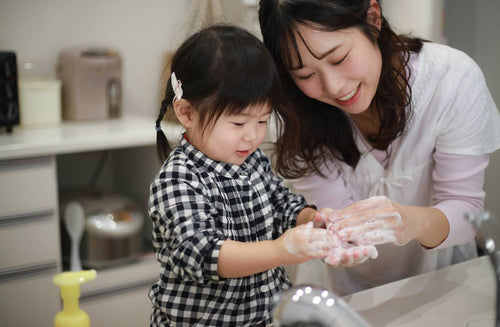 How to Teach Kids to Wash Their Hands...the Right Way!