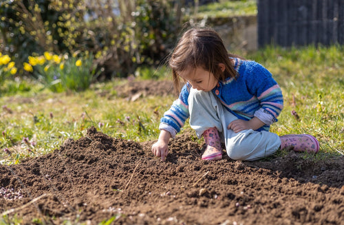 The Surprising Benefits of Letting Kids Play in Dirt and Mud